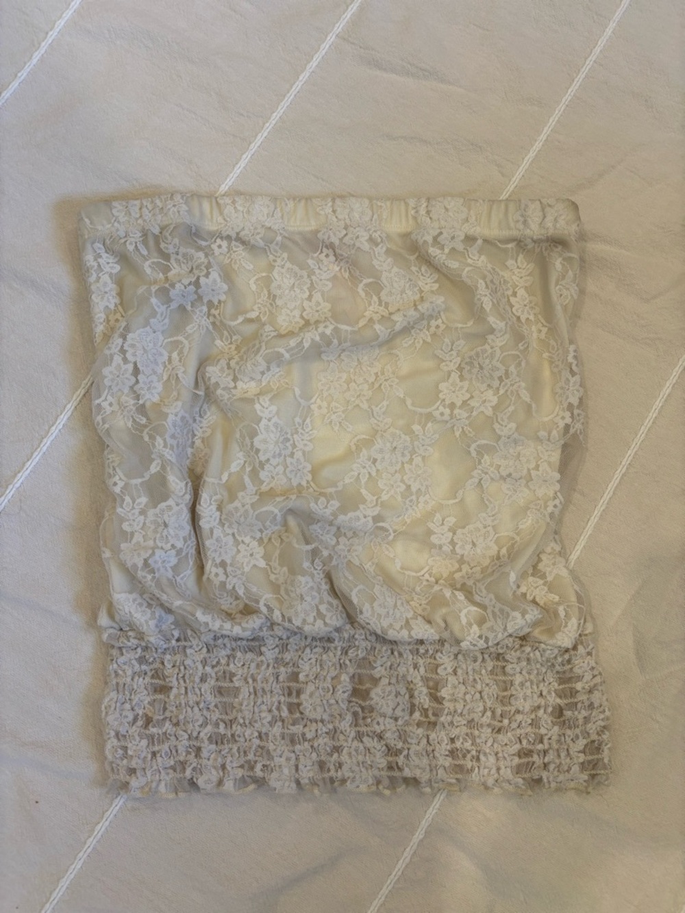 Strapless Lace Crop Tube Top in Cream